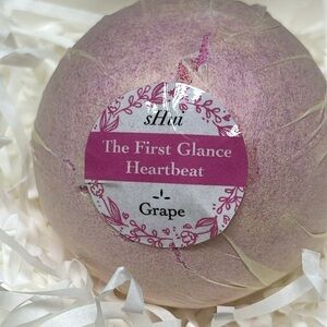 Bath Bomb Grape The First Glance Heartbeat